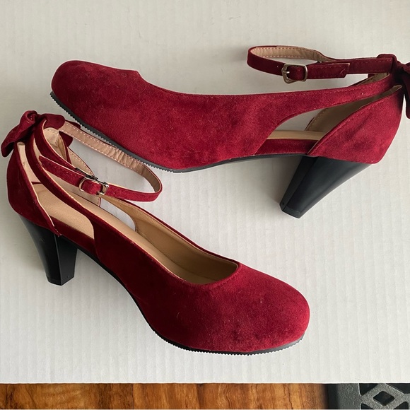 Red Cutout Heel - Picture 2 of 9